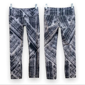 Lululemon Wunder Under Cropped Athleisure Athletic Geometric Leggings Women's 2